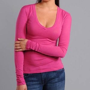 C&C California extra long sleeve deep V-neck tee S